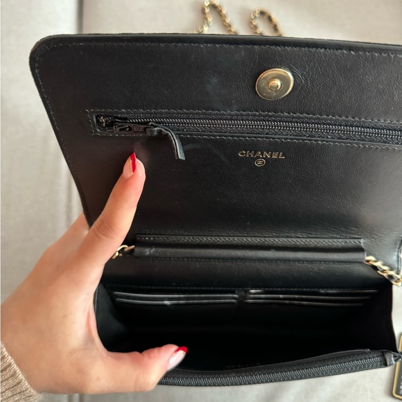 Chanel Pearl Diamond Embellished Wallet On Chain WOC Black - Picture 4 of 10